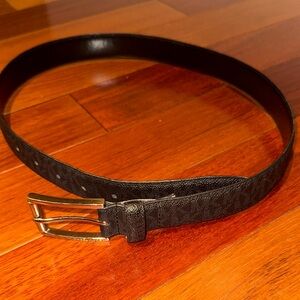 Michael Kors Black and Silver Belt - Unisex size 30 waist
